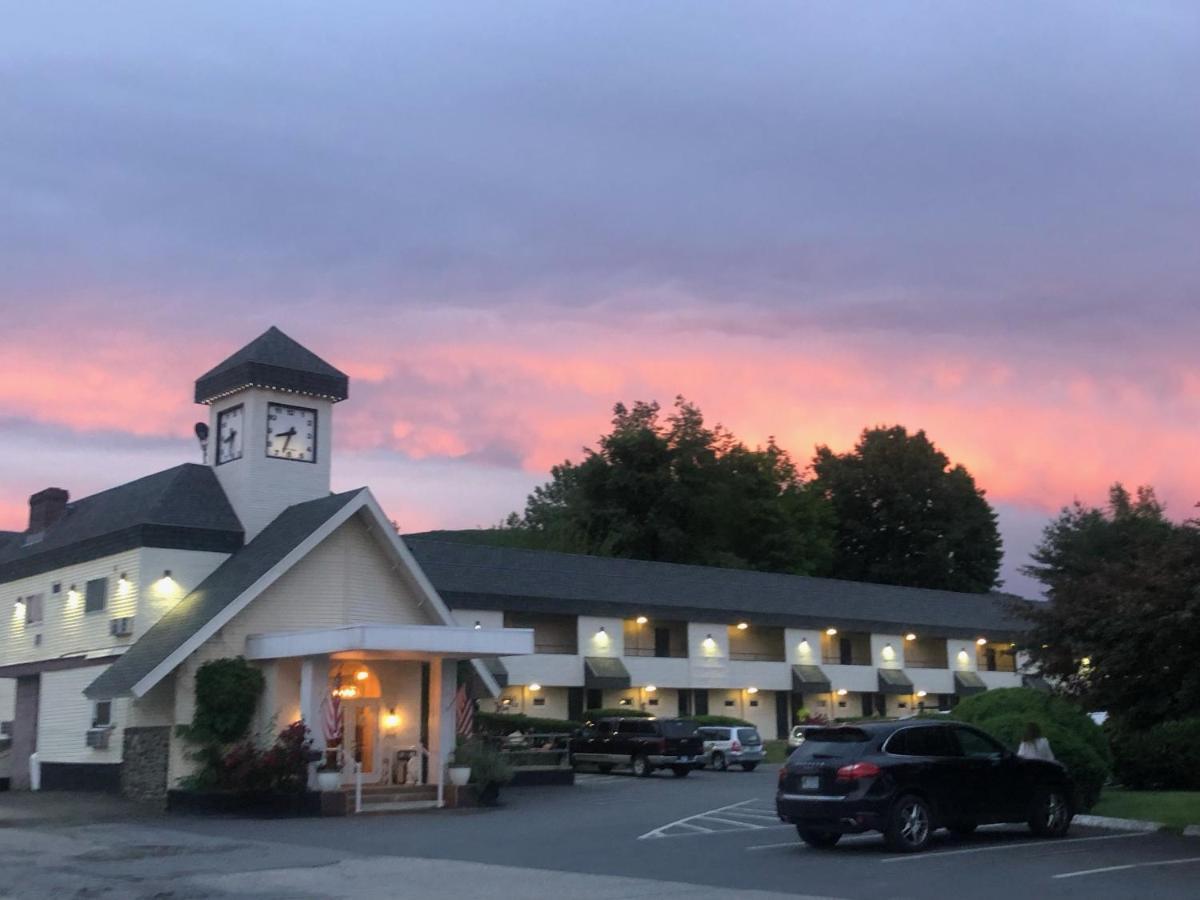 The Black Mountain Inn ブラトルバラ エクステリア 写真